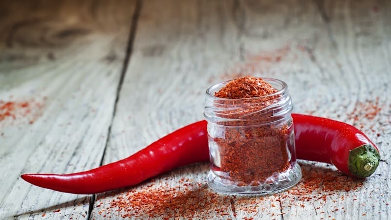 does Cayenne pepper keep cats away